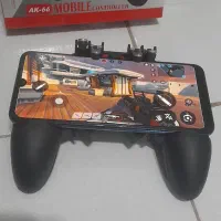 دسته بازی موبایل ممو