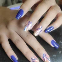 با هر کاشت ناخن  یه اصلاح ابرو  از ما هدیه بگیر