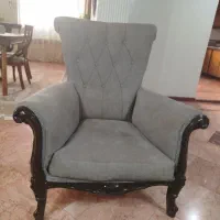 مبل۷نفره به همراه میزوسط وشنل مبل و۳عددعسلی۶میلیون