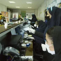 نیروی خانم دفتر پیشخوان