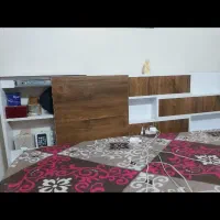 تخت دو نفره باکس دار کمد سه در و میز ارایش و پاتخت