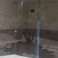 یک-مغازه-رهن-اجاره-داده-میشود