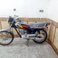 موتور ۱۵۰ پارکینگی تمیز