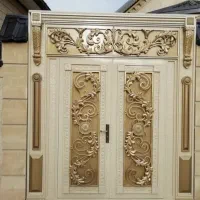 نقاش ساختمان .درب و پنجره