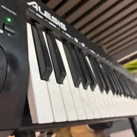 میدی کنترلر السیس Q49