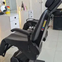 تجهیزات سالن زیبایی|آرایشگاه و سالن‌های زیبایی|بیرجند, |دیوار