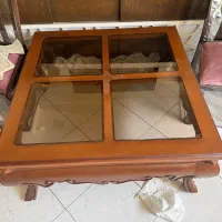 میز مربع