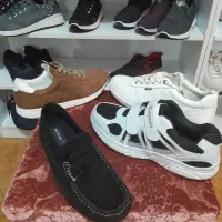 تعدادی سایز ۴۵ دارم