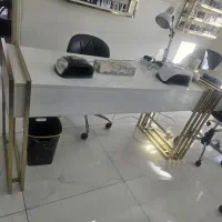 میز ناخن سالم بدون شکستگی