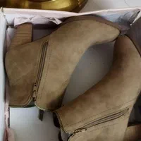 نیم بوت خارجی
