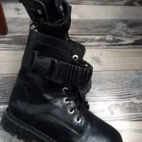 نیم بوت مشکی در حد نو سایز ۳۳ دخترانه بچگانه