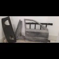 لوازم یدکی سمند در سمت شاگرد سمند.باربند .گلگیر
