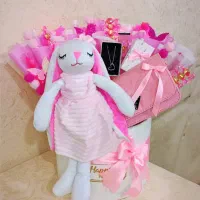 ارزان ترین هدیه روز مادر را از ما بخرید|گل مصنوعی|برخوار, |دیوار