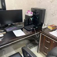 استخدام پشتیبان و ادمین خانم