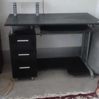 میز کامپیوتر