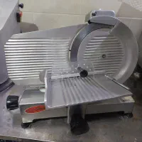 کالباس بر .خلال کن . ترازو .لوازم فست فود