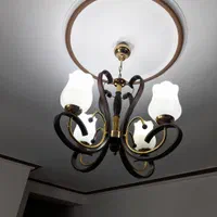 لوستر ۴ شاخه|لوستر و چراغ آویز|باقرشهر, |دیوار