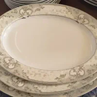 سرویس چینی و سرویس بلور|ظروف سرو و پذیرایی|سیرجان, |دیوار