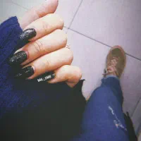 خدمات کاشت ناخن با تخفیف ویژه|خدمات آرایشگری و زیبایی|شیراز, زند|دیوار