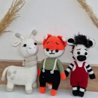 عروسک بافتنی