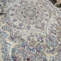 یک عدد رو فرشی ۹متری سالم