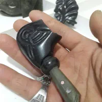 پیپ قدیمی از یشم سیاه روغنی