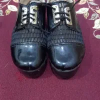 کفش|کیف، کفش، کمربند|کارون, |دیوار