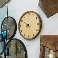 ساعت دیواری چوبی