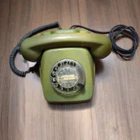 تلفن  قدیمی سبز