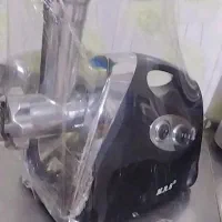 چرخ گوشت  در حد نو تا حالا استفاده نشوده