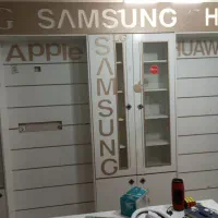 ویترین و اجناس مغازه موبایلی گارد وگلس پیشخوان|لوازم جانبی موبایل و تبلت|شاهین‌شهر, گزبرخوار|دیوار