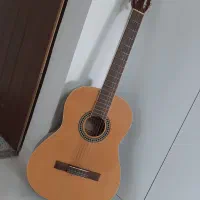 گیتار کلاسیک لورانس