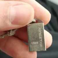فلش مموری ۱۶ گیگ زیر قیمت بازار