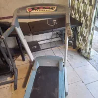 دوعدد تردمیل