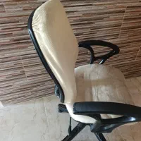 میز و صندلی