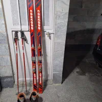 چوب اسکی آلپاین با کفش و باتوم