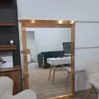 آیینه بزرگ قاب طلایی فلزی