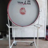 طبل و چهارپایه محرم