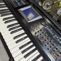 سینتی سایزر رولند v synth|پیانو، کیبورد، آکاردئون|مشهد, سراب|دیوار