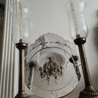 آینه ونیزی و شمعدان لاله و شمع بلوری