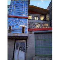 خانه ی اجاره ای طبقه ی سوم