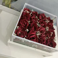 گل رز جاودان|گل مصنوعی|گلبهار, شهر جدید گلبهار|دیوار