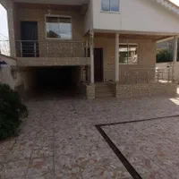 ۳۰۵ متر ویلای ساحلی سنددار