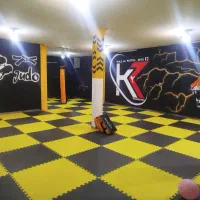 اجاره تایم باشگاه رزمی|اجارهٔ کوتاهمدت دفتر کار و فضای آموزشی|تبریز, |دیوار