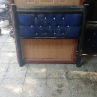 دو تا تخت فلزی یه نفره با تشک فنری