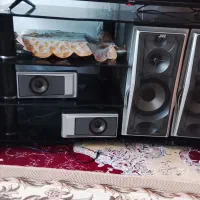 سیستم صوتی خانگی تمیز