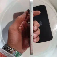 Iphone 16 Normal|موبایل|پرند, فاز ۲|دیوار