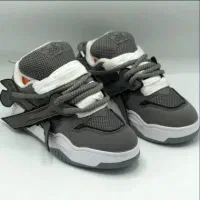 کتونی طوسی بالنسیاگا لژدار