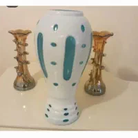 گلدان کنار سالنی
