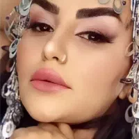گریم تخصصی عروس،میکاپ های محفلی وشنیون وزلف و...